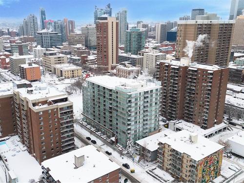 708-626 14 Avenue Sw, Calgary, AB - Outdoor With Facade