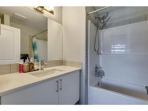 1324 Sage Hill Grove Nw, Calgary, AB - Indoor Photo Showing Bathroom