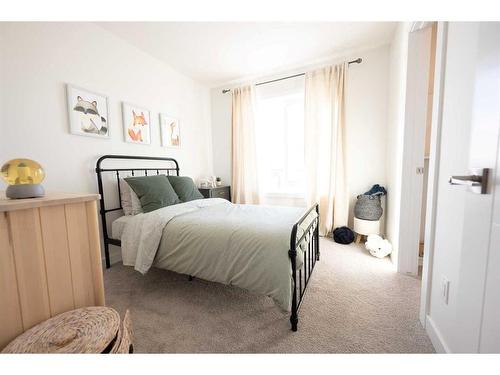 3 Cornerstone Row Ne, Calgary, AB - Indoor Photo Showing Bedroom