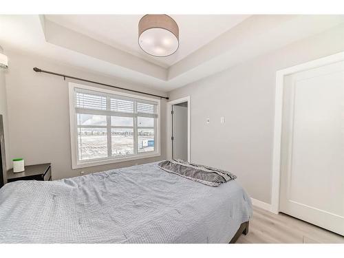 6467 128 Avenue Ne, Calgary, AB - Indoor Photo Showing Bedroom