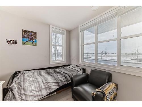 6467 128 Avenue Ne, Calgary, AB - Indoor Photo Showing Bedroom