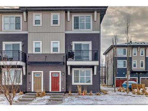 6467 128 Avenue Ne, Calgary, AB - Outdoor With Balcony With Facade