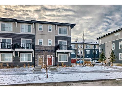 6467 128 Avenue Ne, Calgary, AB - Outdoor With Balcony With Facade