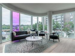 304-1107 Gladstone Road NW Calgary, AB T2N 1W1