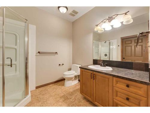 1721B 1 Avenue Nw, Calgary, AB - Indoor Photo Showing Bathroom