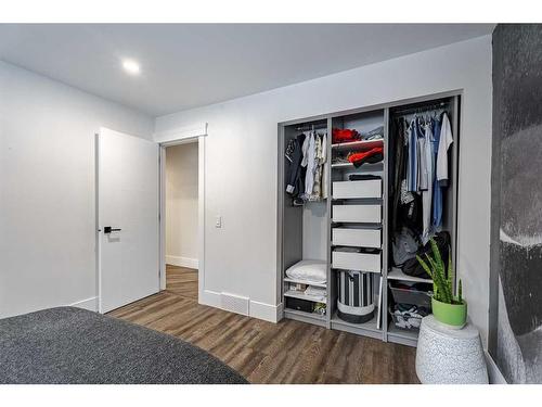 7107 Silver Springs Road Nw, Calgary, AB - Indoor Photo Showing Other Room