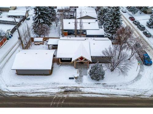 7107 Silver Springs Road Nw, Calgary, AB - Outdoor