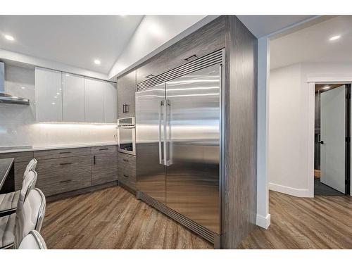 7107 Silver Springs Road Nw, Calgary, AB - Indoor Photo Showing Kitchen With Stainless Steel Kitchen With Upgraded Kitchen