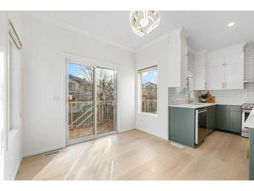 109 Mt. Douglas Green Se, Calgary, AB - Indoor Photo Showing Kitchen