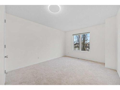 109 Mt. Douglas Green Se, Calgary, AB - Indoor Photo Showing Other Room