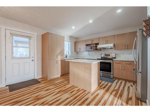 53 Martinbrook Road Ne, Calgary, AB - Indoor Photo Showing Kitchen