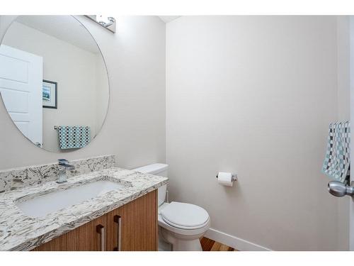 53 Martinbrook Road Ne, Calgary, AB - Indoor Photo Showing Bathroom