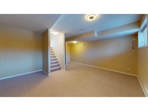 207 Cranberry Close Se, Calgary, AB - Indoor Photo Showing Other Room