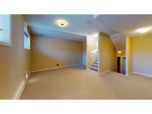 207 Cranberry Close Se, Calgary, AB - Indoor Photo Showing Other Room