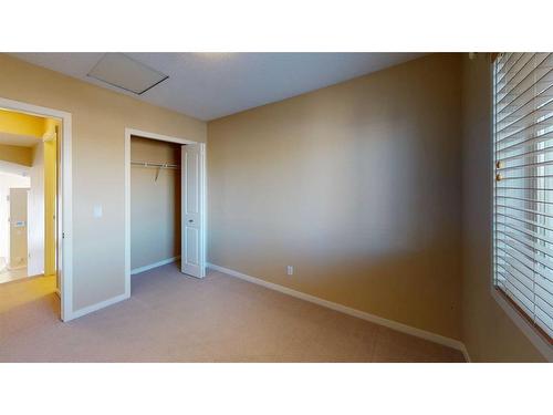 207 Cranberry Close Se, Calgary, AB - Indoor Photo Showing Other Room