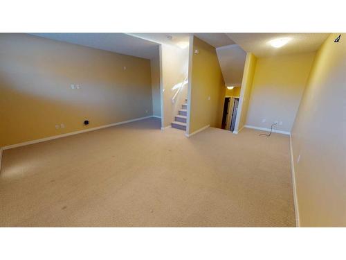 207 Cranberry Close Se, Calgary, AB - Indoor Photo Showing Other Room