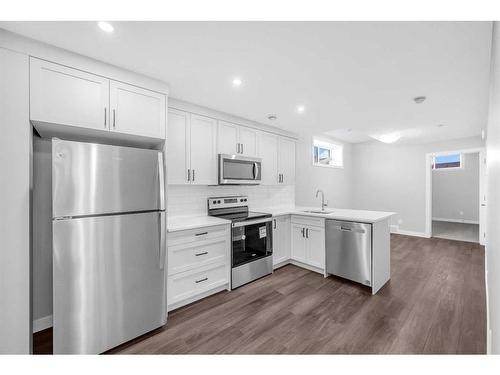 371 Hotchkiss Manor Se, Calgary, AB - Indoor Photo Showing Kitchen With Stainless Steel Kitchen With Upgraded Kitchen