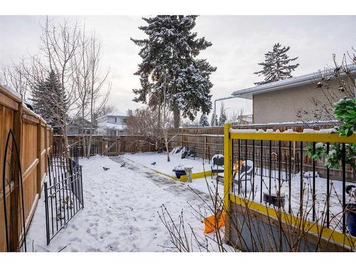 2232 5 Avenue Nw, Calgary, AB - Outdoor