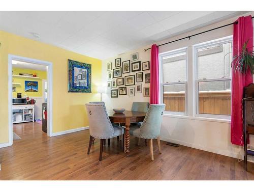 2232 5 Avenue Nw, Calgary, AB - Indoor Photo Showing Dining Room