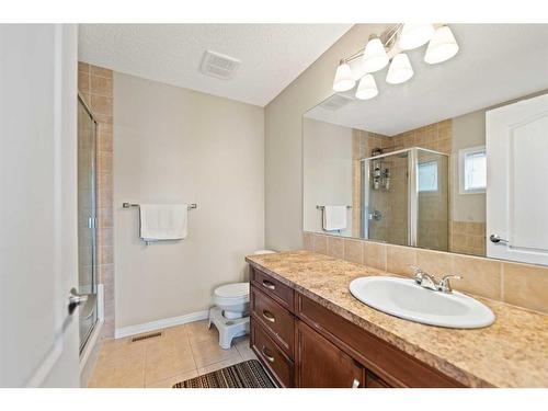 241 Elgin Meadows Park Se, Calgary, AB - Indoor Photo Showing Bathroom