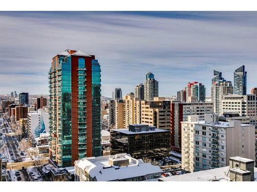 1505-1500 7 Street Sw, Calgary, AB - Outdoor With Facade