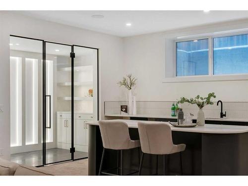 2326 3 Avenue Nw, Calgary, AB - Indoor Photo Showing Dining Room