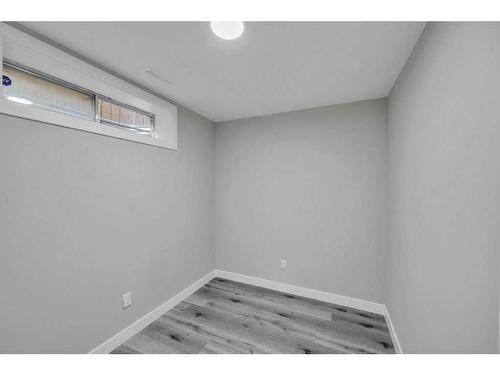 252 Coral Springs Mews Ne, Calgary, AB - Indoor Photo Showing Other Room