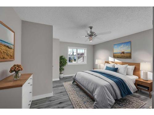 252 Coral Springs Mews Ne, Calgary, AB - Indoor Photo Showing Bedroom