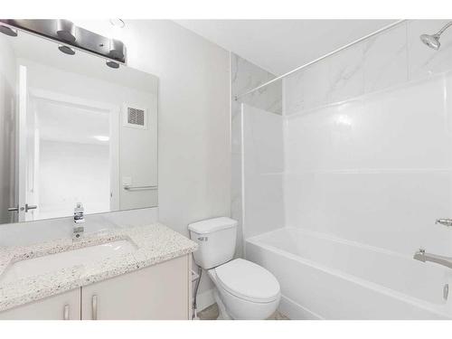 494 Clydesdale Way, Cochrane, AB - Indoor Photo Showing Bathroom