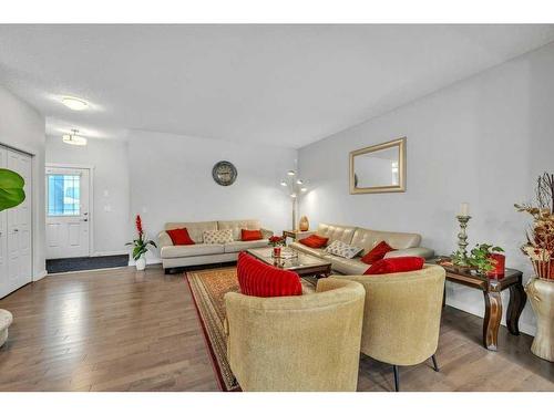 226 Saddlelake Terrace Ne, Calgary, AB - Indoor Photo Showing Living Room