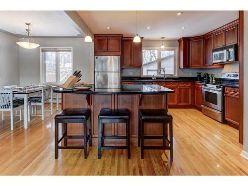 124 Haverhill Road Sw, Calgary, AB - Indoor Photo Showing Kitchen With Stainless Steel Kitchen