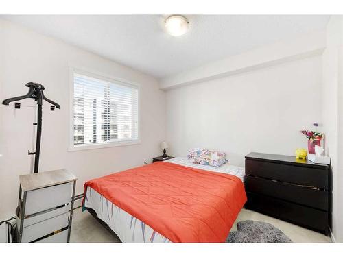 3408-4641 128 Avenue Ne, Calgary, AB - Indoor Photo Showing Bedroom