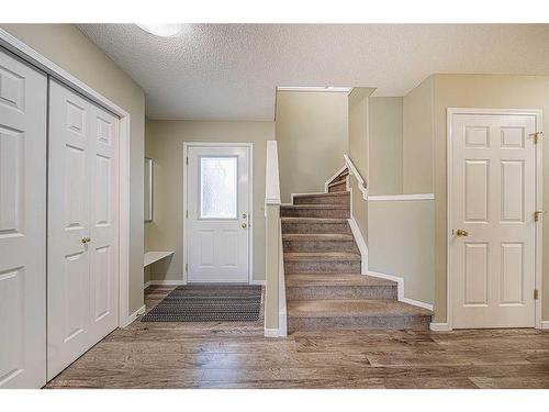 216 Cougar Ridge Drive Sw, Calgary, AB - Indoor Photo Showing Other Room