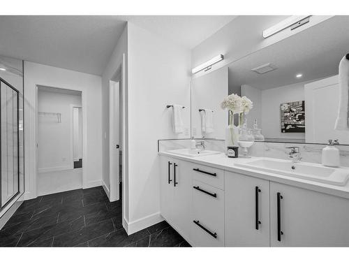 216 Crimson Ridge Place Nw, Calgary, AB - Indoor Photo Showing Bathroom