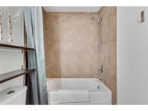 504-315 3 Street Se, Calgary, AB - Indoor Photo Showing Bathroom