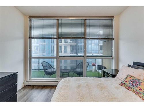 504-315 3 Street Se, Calgary, AB - Indoor Photo Showing Bedroom