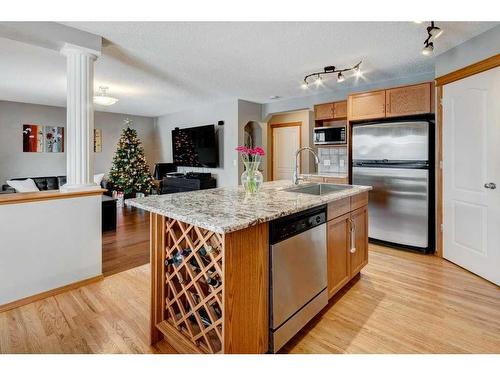 106 Royal Birch Gardens Nw, Calgary, AB - Indoor Photo Showing Kitchen With Stainless Steel Kitchen