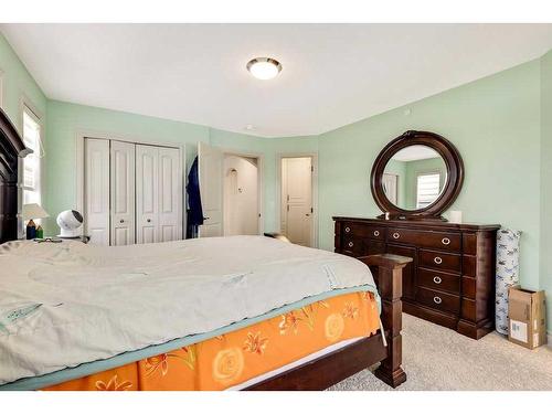 58 Lucas Cove Nw, Calgary, AB - Indoor Photo Showing Bedroom