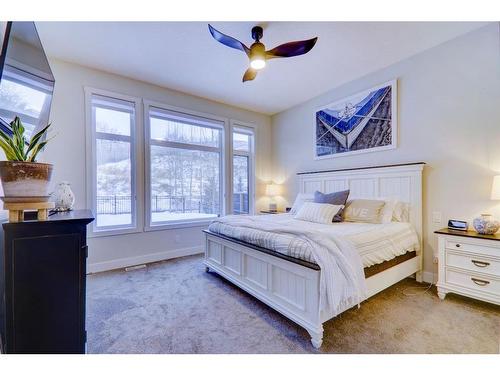 256 Cranbrook Drive Se, Calgary, AB - Indoor Photo Showing Bedroom