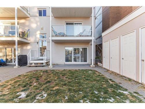 5-1611 26 Avenue Sw, Calgary, AB - Outdoor With Exterior