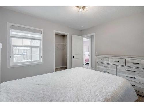 45 Legacy Woods Place Se, Calgary, AB - Indoor Photo Showing Bedroom