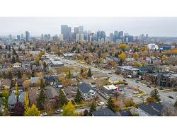 3-426 13 Avenue NE Calgary, AB T2E 1C2