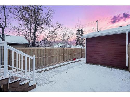 3-426 13 Avenue Ne, Calgary, AB - Outdoor