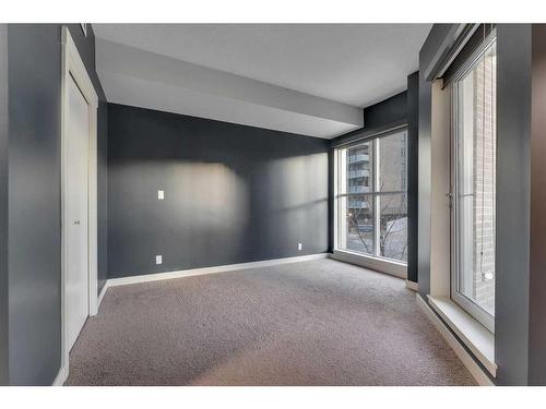 103-788 12 Avenue Sw, Calgary, AB - Indoor Photo Showing Other Room