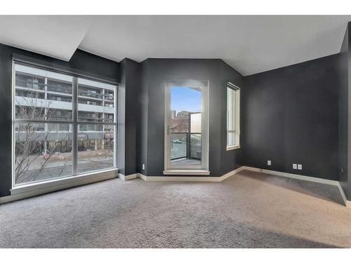 103-788 12 Avenue Sw, Calgary, AB - Indoor Photo Showing Other Room