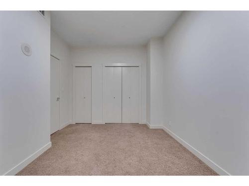 103-788 12 Avenue Sw, Calgary, AB - Indoor Photo Showing Other Room