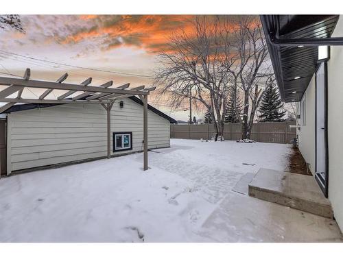 619 Arlington Drive Se, Calgary, AB - Outdoor