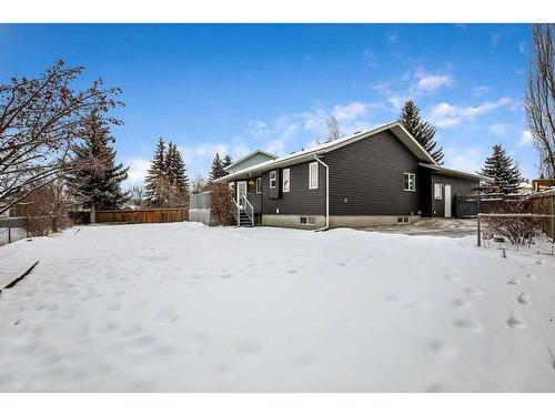 14 West Chapman Place, Cochrane, AB - Outdoor