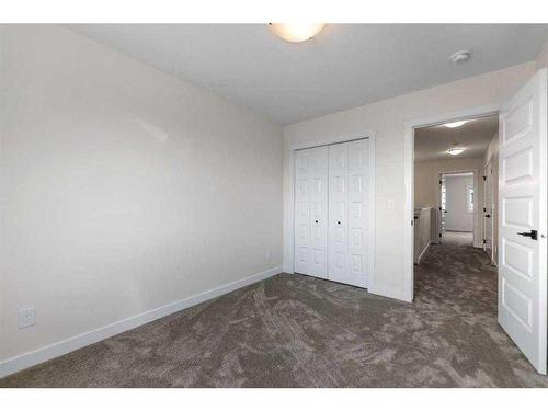 830 Bayview Terrace Sw, Airdrie, AB - Indoor Photo Showing Other Room