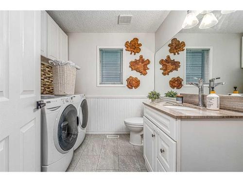 86 Schubert Hill Nw, Calgary, AB - Indoor Photo Showing Laundry Room